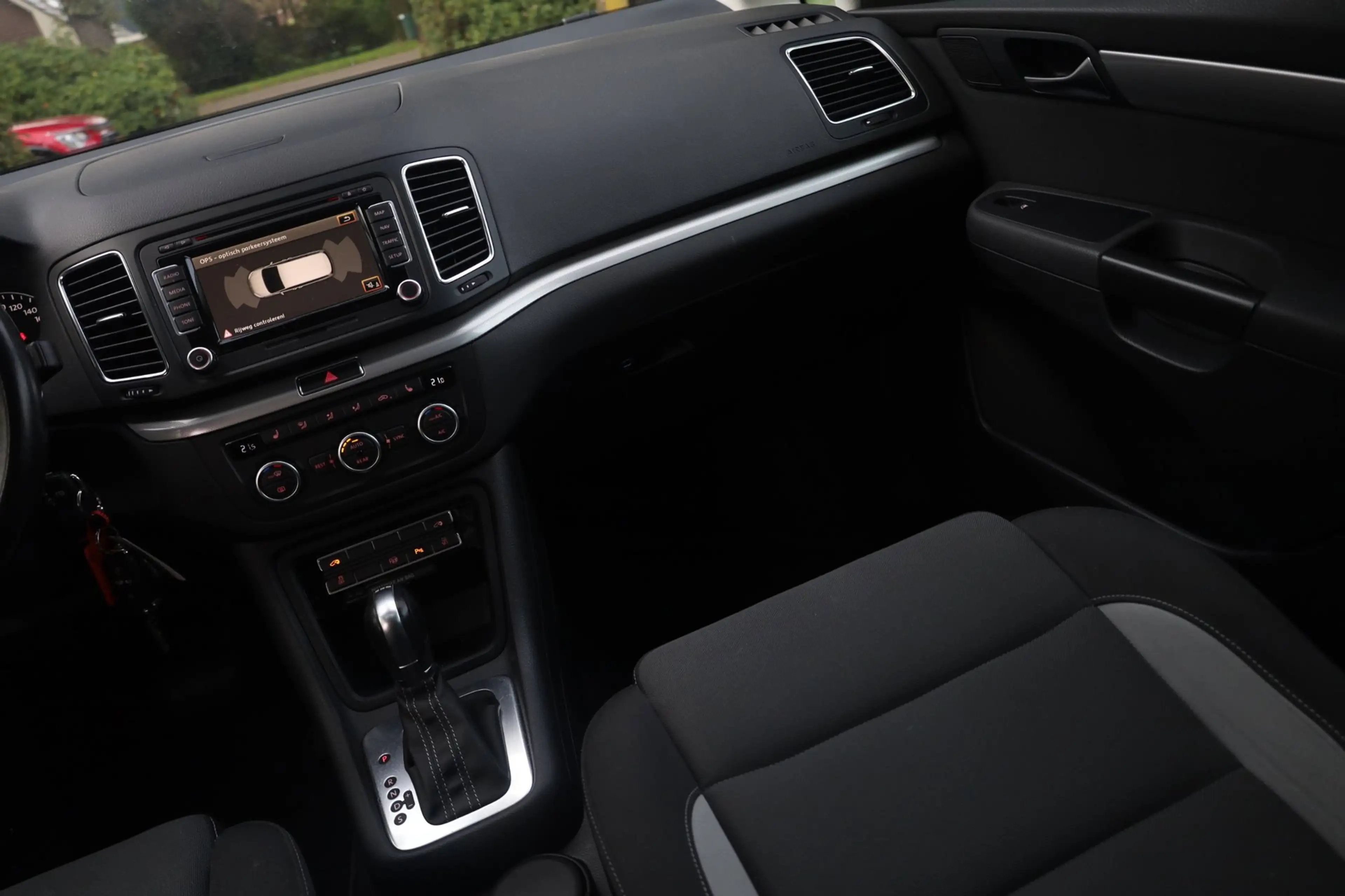 Volkswagen Sharan 2.0 TSI 200PK Highline 7-Persoons DSG. | Xenon/Led — photo 31