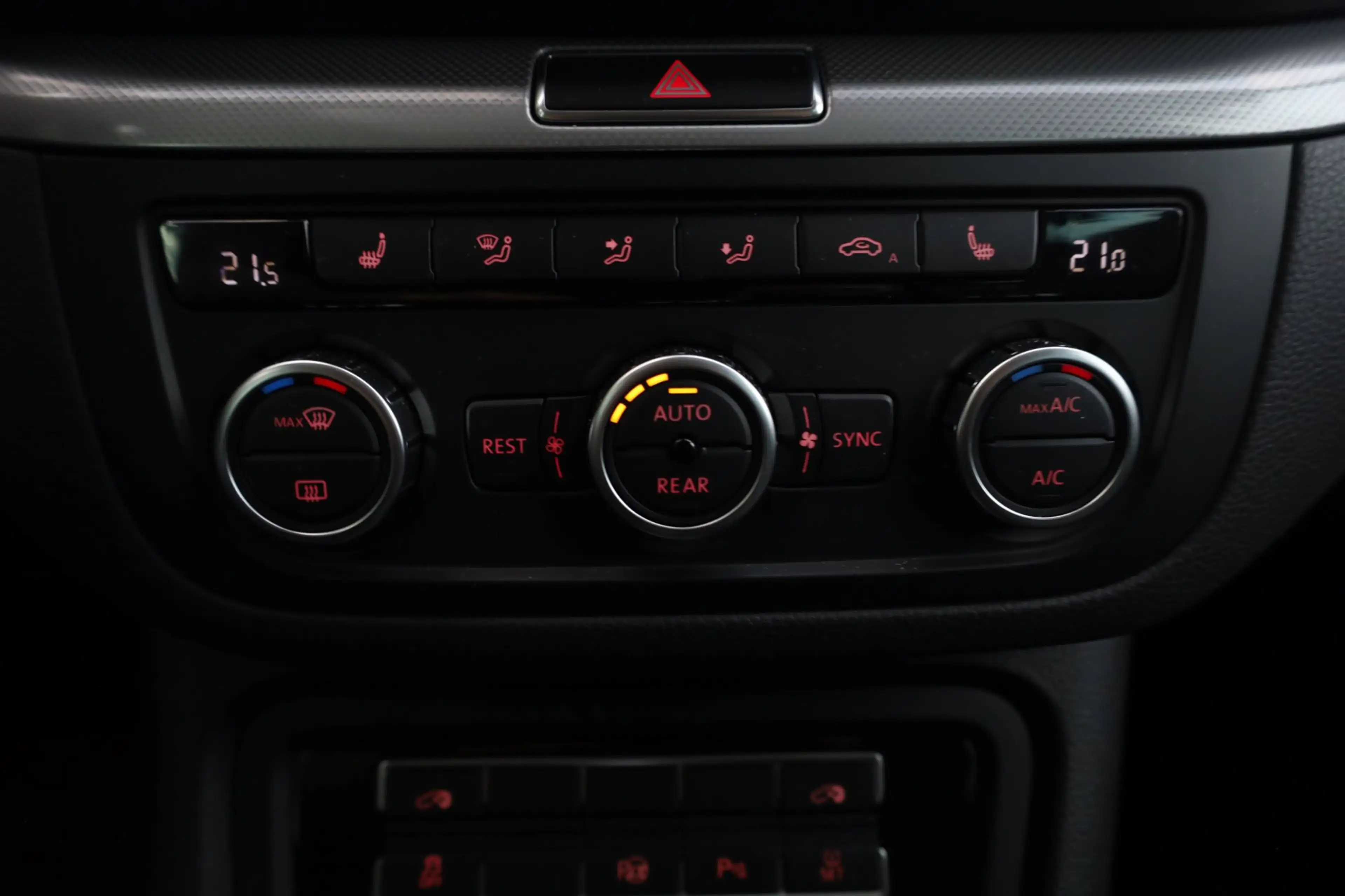 Volkswagen Sharan 2.0 TSI 200PK Highline 7-Persoons DSG. | Xenon/Led — photo 22