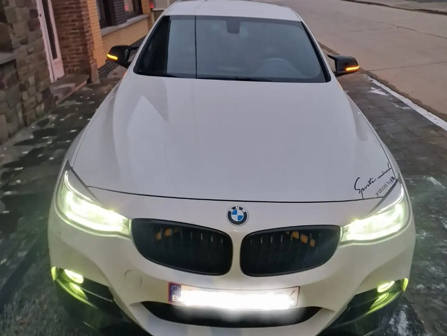 BMW 318 318d GT Blanc - 1