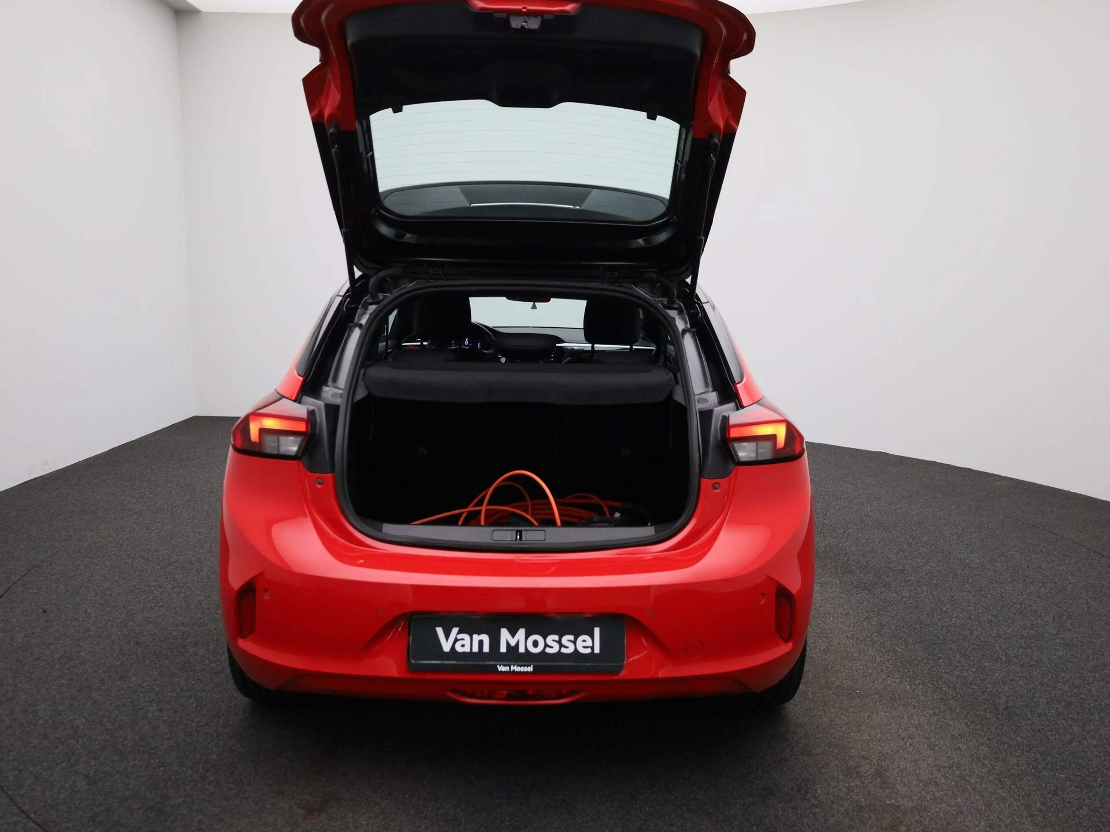 Opel Corsa-e Corsa-e Auto e-GS Line — photo 11