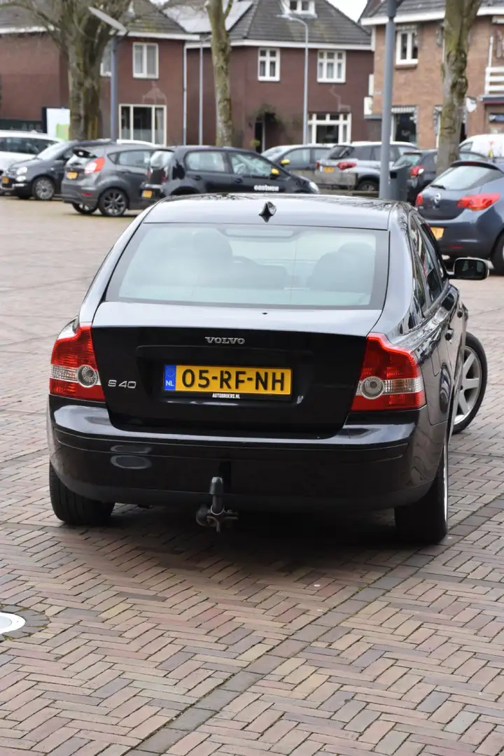 Volvo S40 1.8 Momentum Black - 2