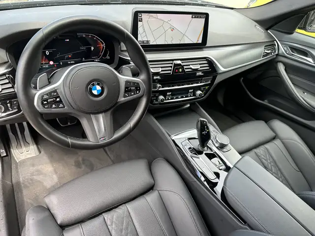 BMW M view 10