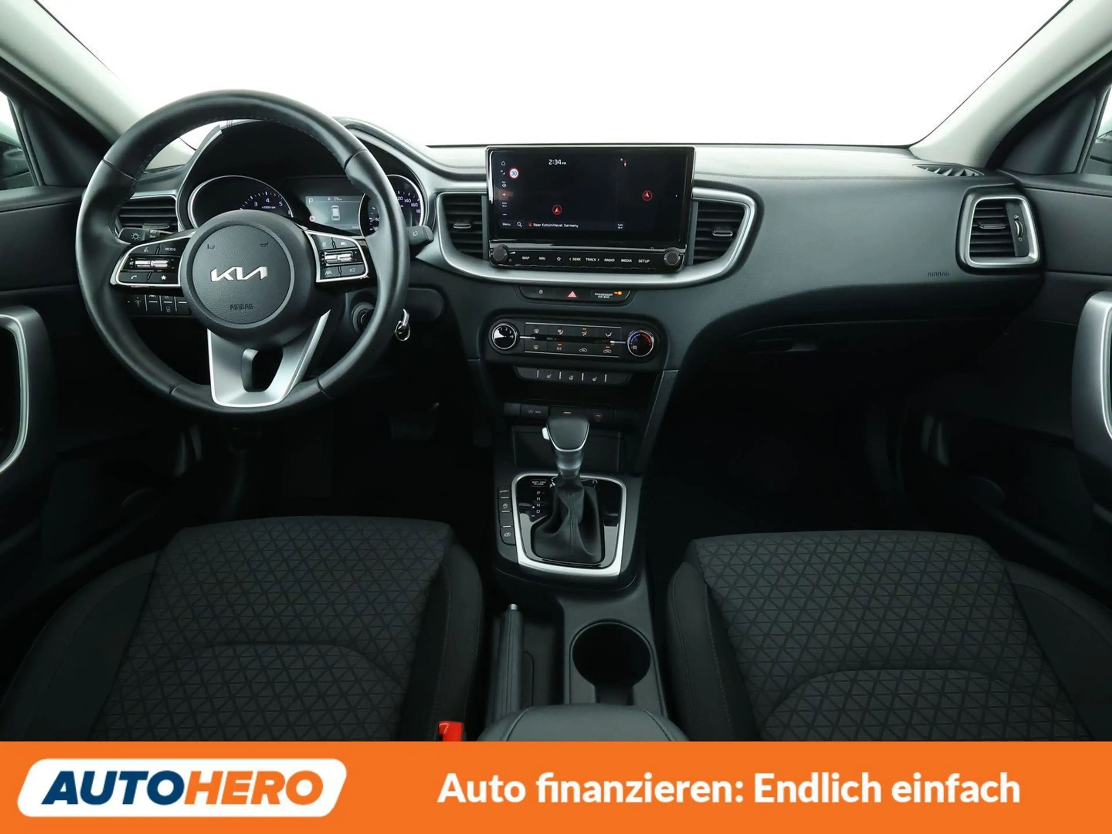 Kia Ceed / cee'd 1.5 TGDI Aut*NAVI*TEMPO*CAM*PDC*SHZ* — photo 12