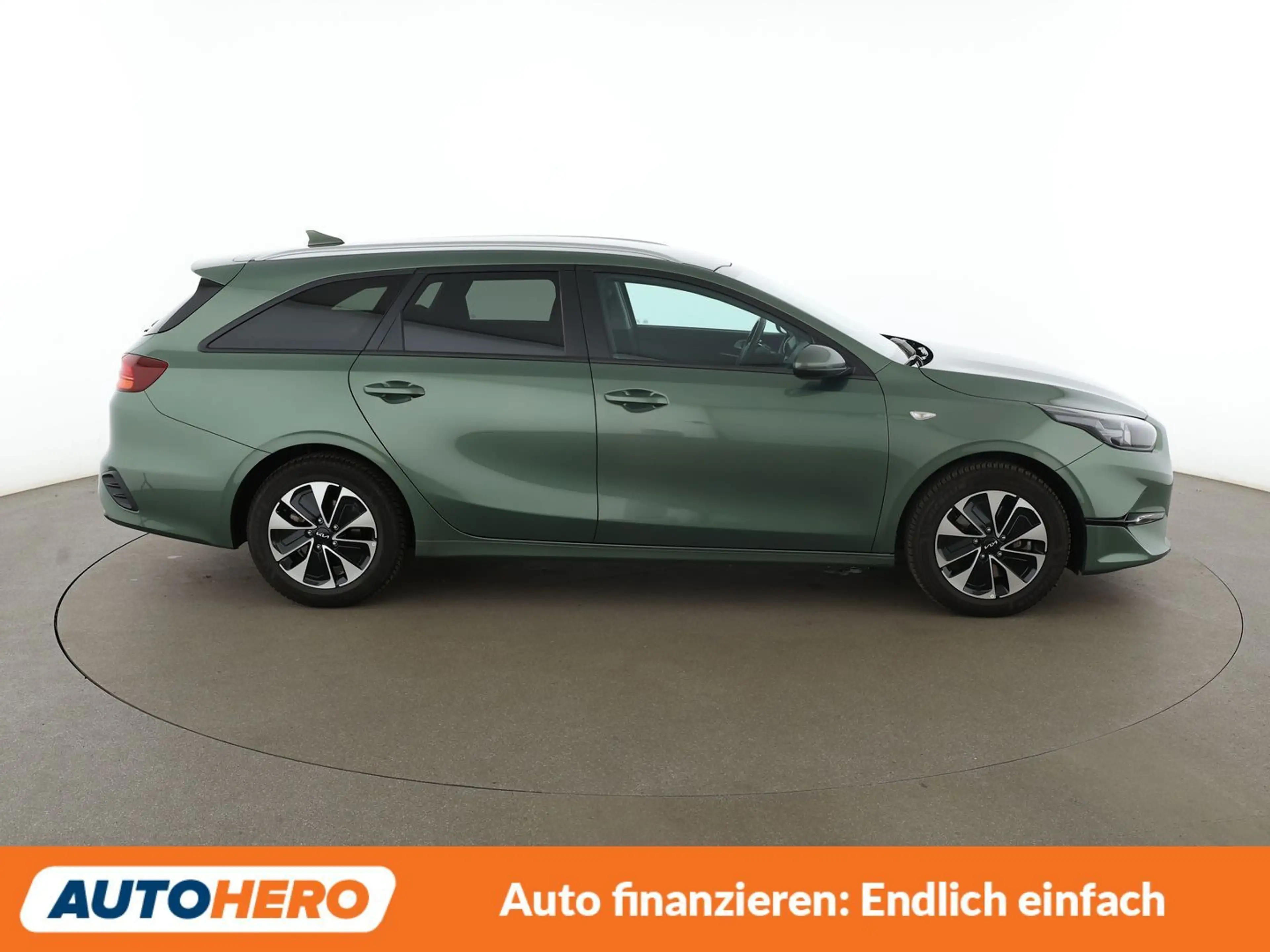Kia Ceed / cee'd 1.5 TGDI Aut*NAVI*TEMPO*CAM*PDC*SHZ* — photo 7