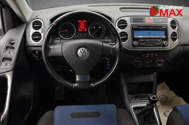 Volkswagen Tiguan view 14