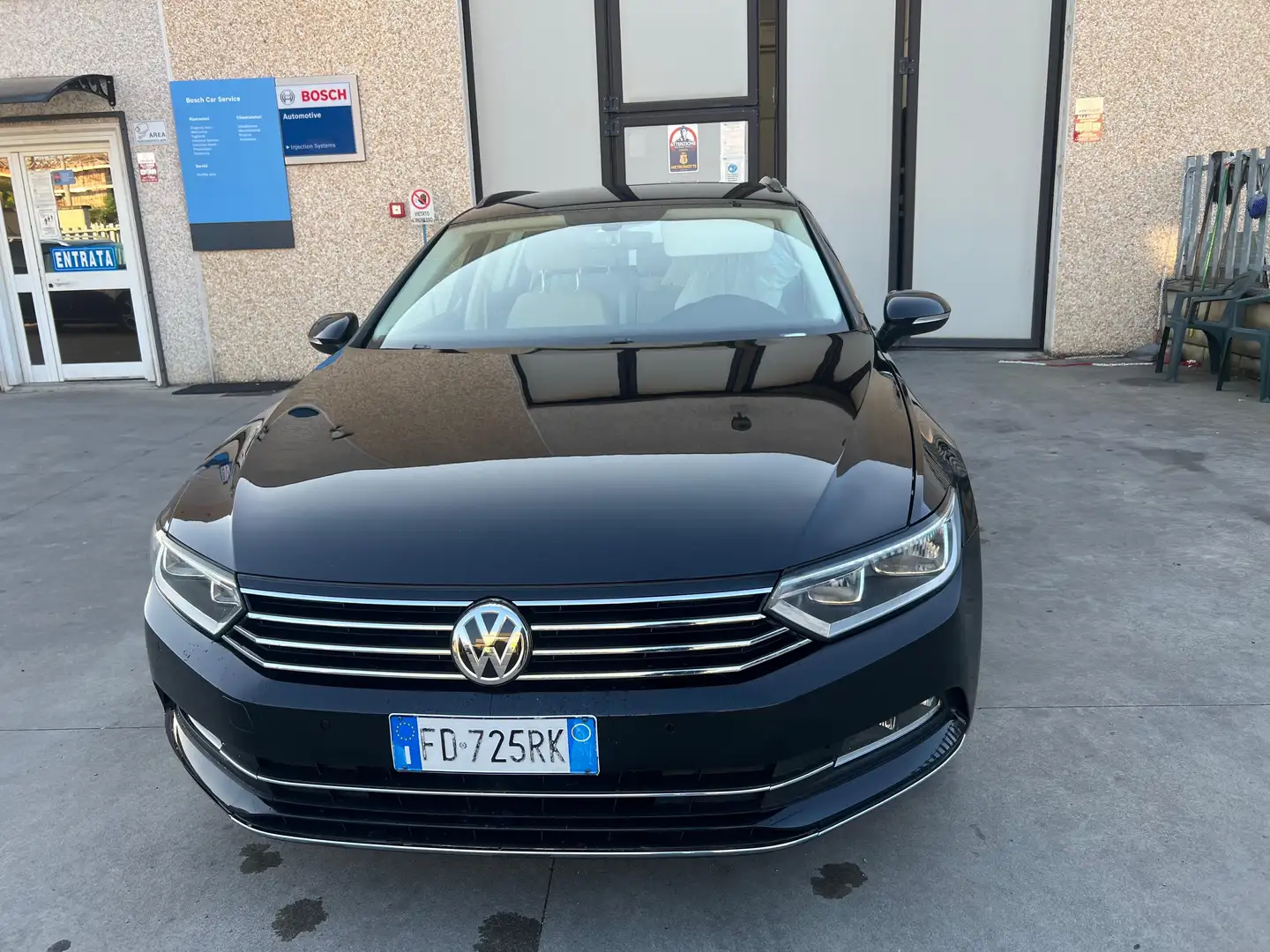 Volkswagen Passat Variant Passat Variant 1.6 tdi Comfortline 120cv dsg Zwart - 1