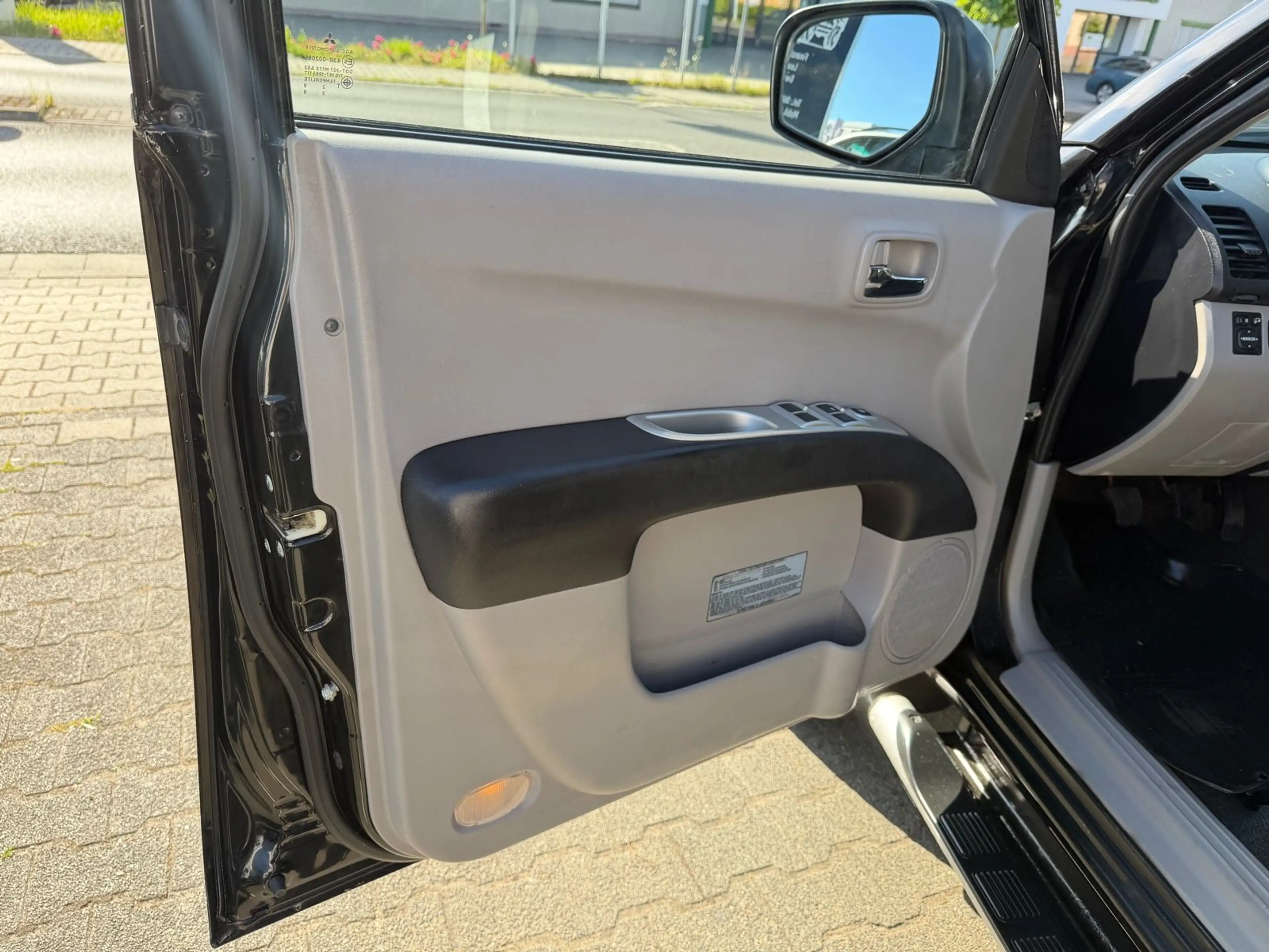 Mitsubishi L200 Intense Doppelkabine 4WD — photo 10