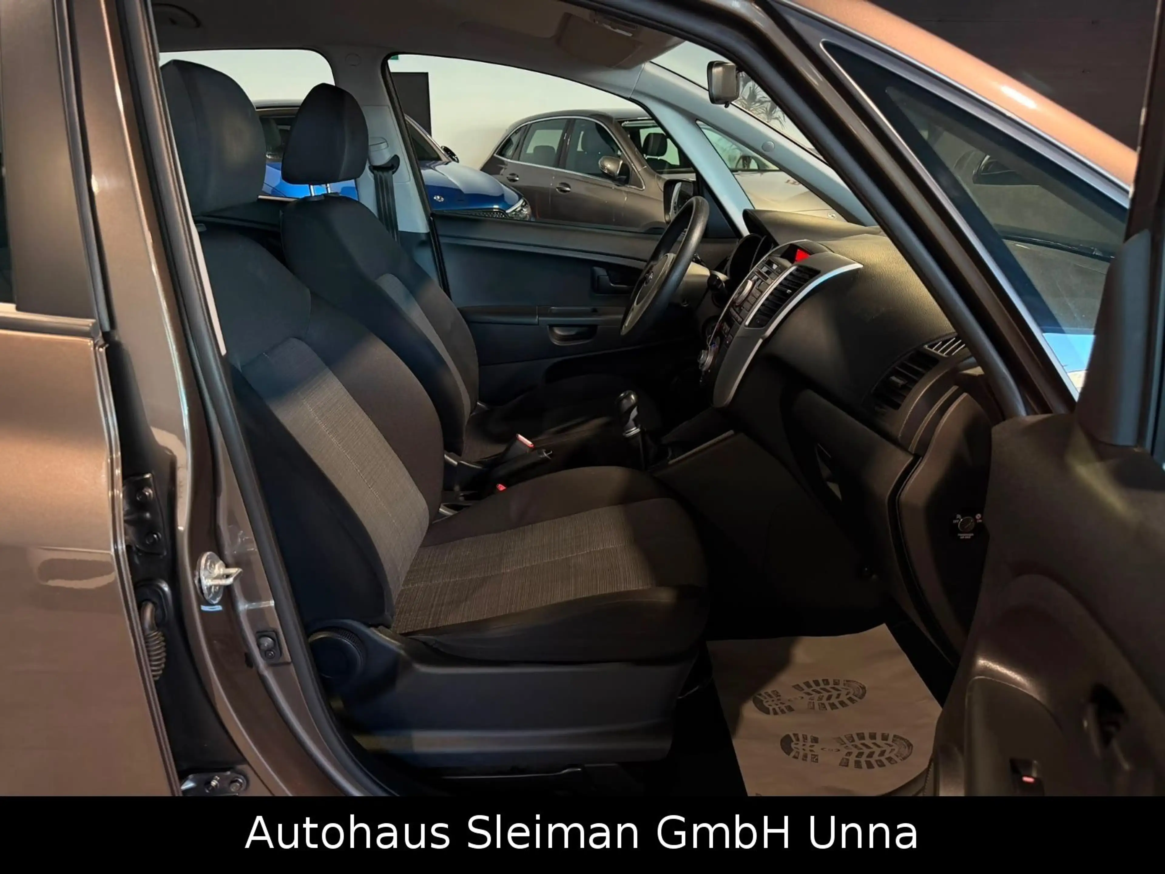 Kia Venga Attract 1,4 Klima/Alu/Tüv-Neu — photo 13
