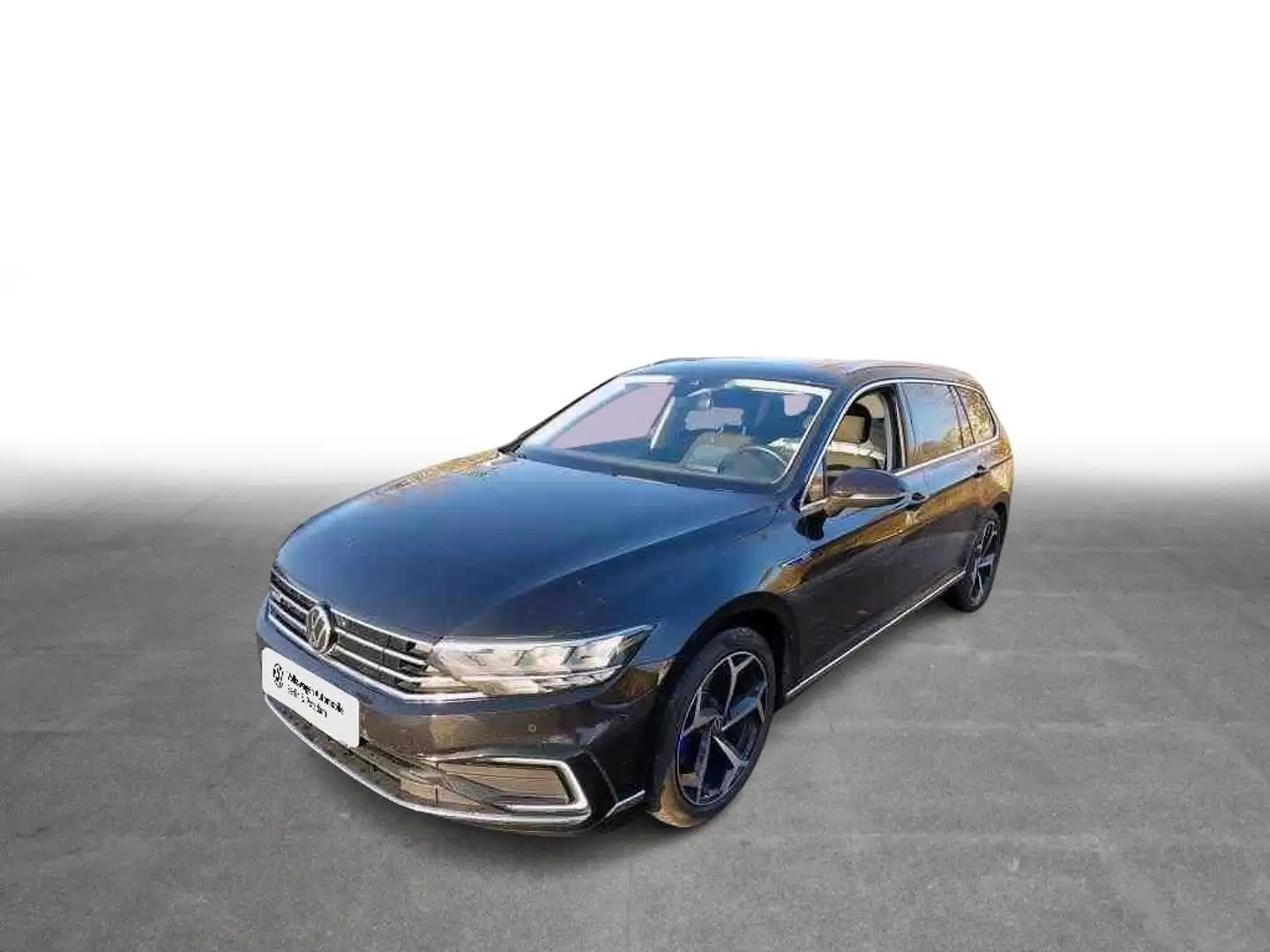 Volkswagen Passat Variant 1.4 TSI Hybrid GTE R-Line Pano Schwarz - 2