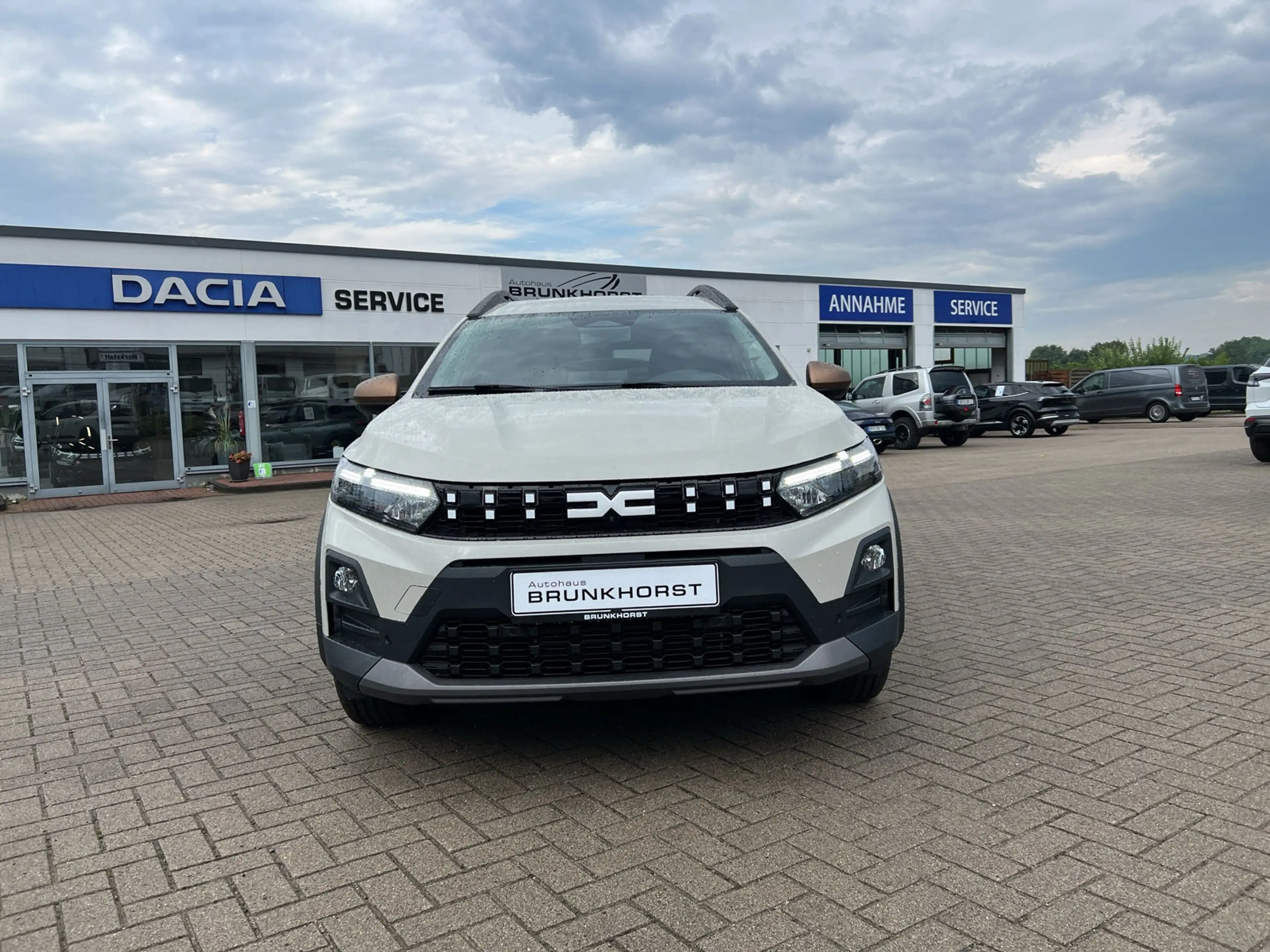 Dacia Jogger Hybrid 155 Extreme 5-S SHZ+RFK+NAVI — photo 3