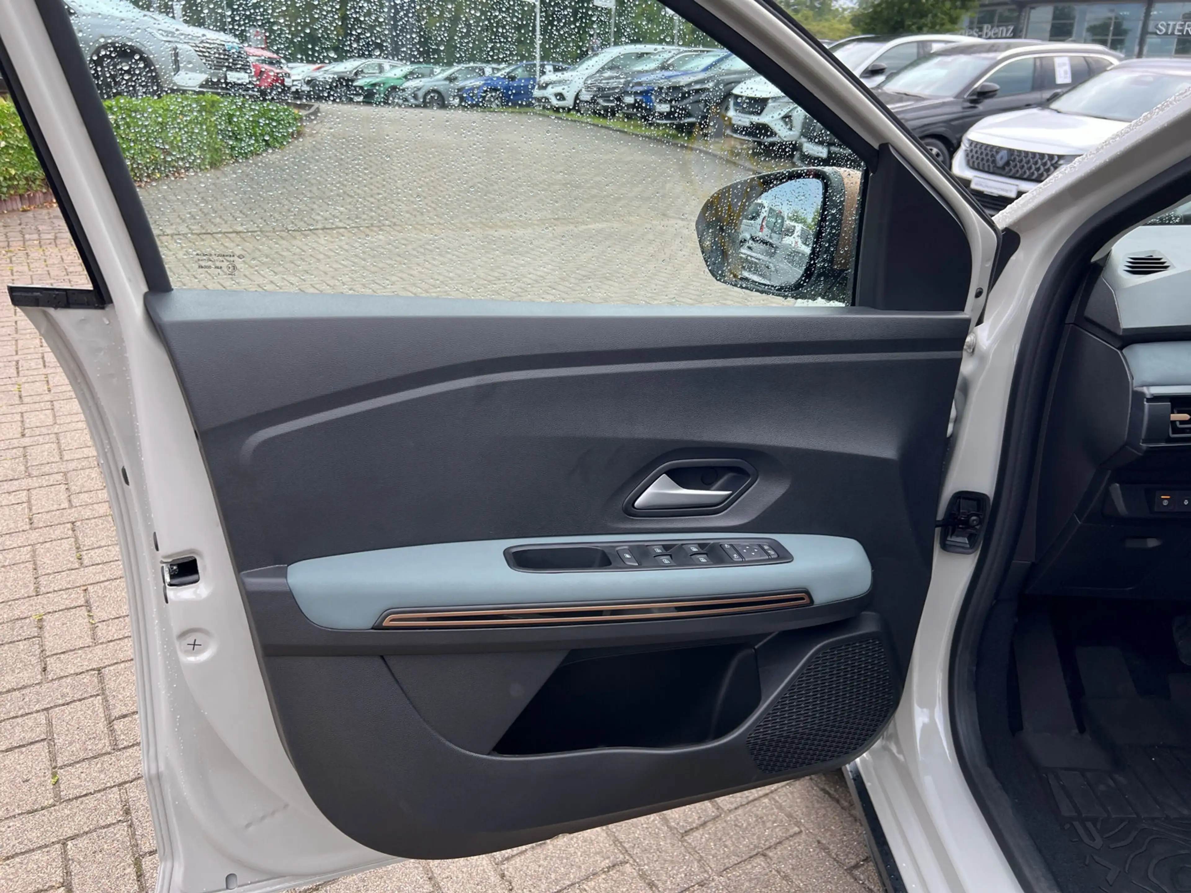Dacia Jogger Hybrid 155 Extreme 5-S SHZ+RFK+NAVI — photo 13