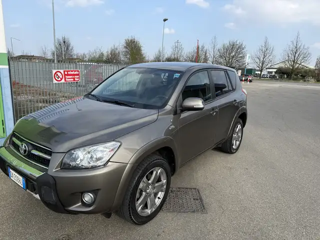 Toyota RAV 4 Toyota rav 4 4x4 2.2 150cv Book Service Unipro