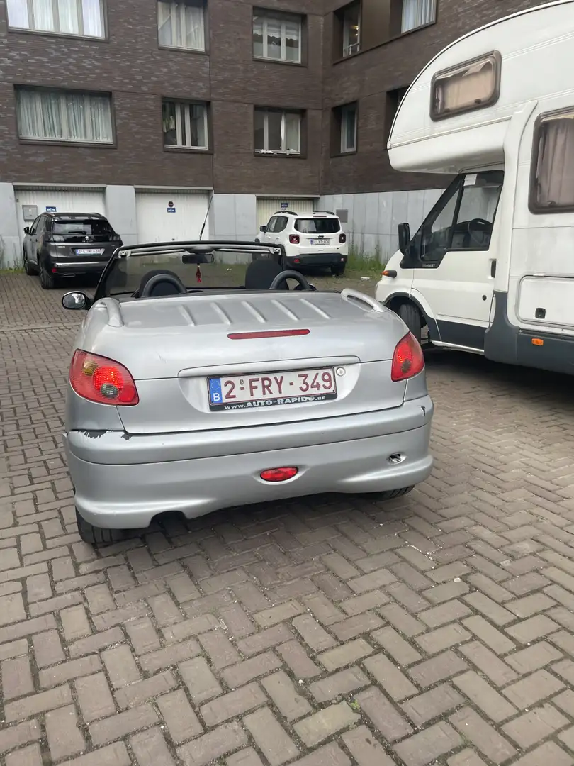 Peugeot 206 1.6i 16v XS - 2