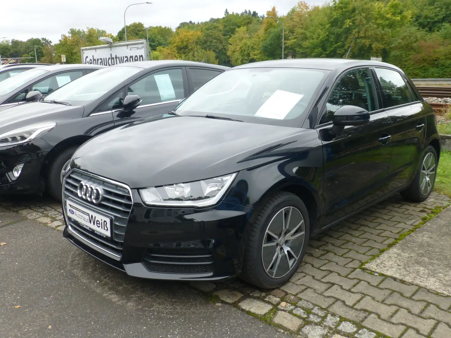 Audi A1 UltraSportback_95PS_Sitzheizung_Tempomat Zwart - 1
