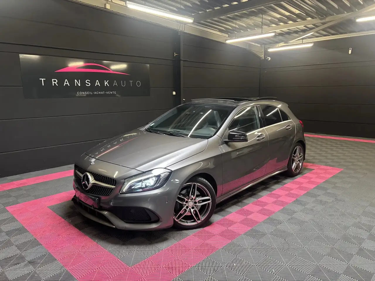 Mercedes-Benz A 220