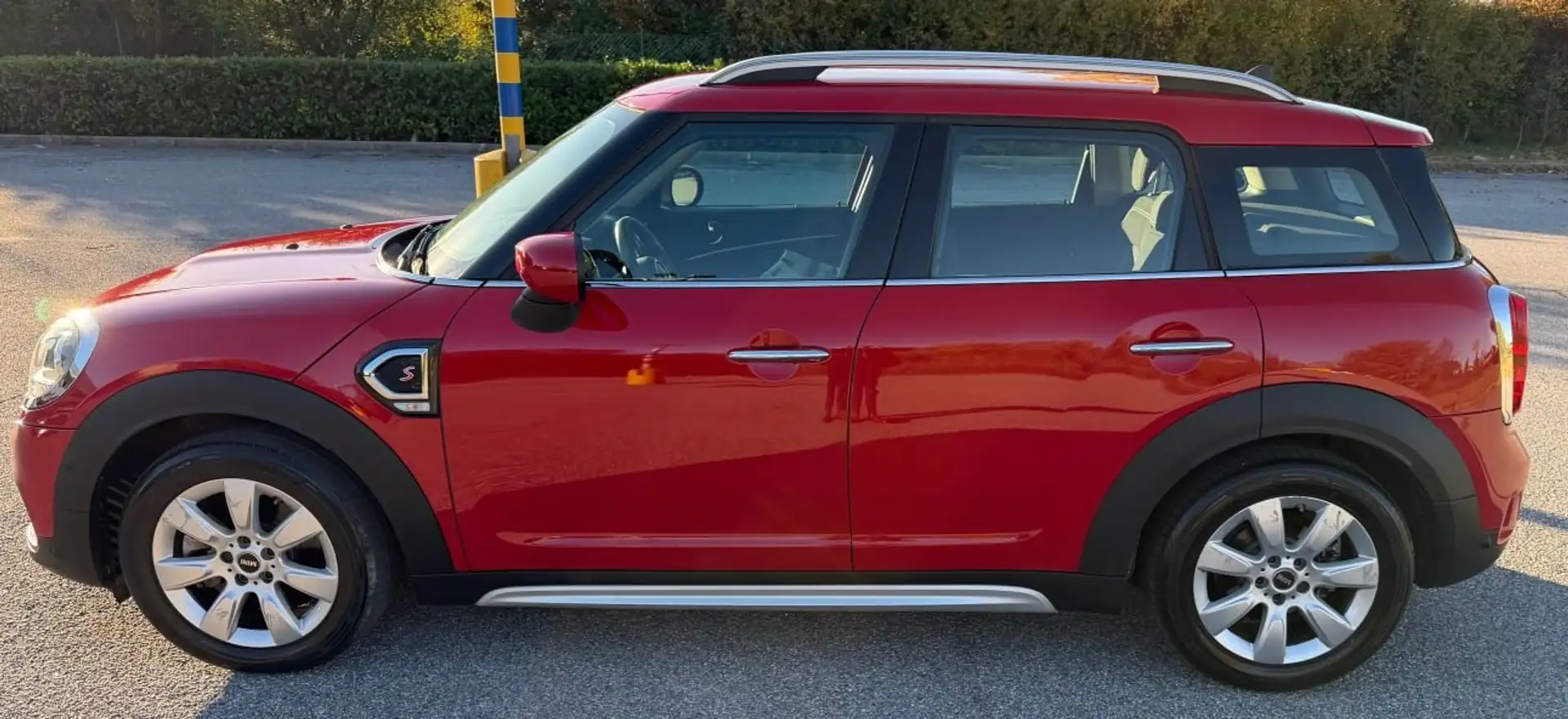 MINI Cooper SD Countryman Mini Countryman F60 2017 2.0 Business auto my18 Roşu - 1