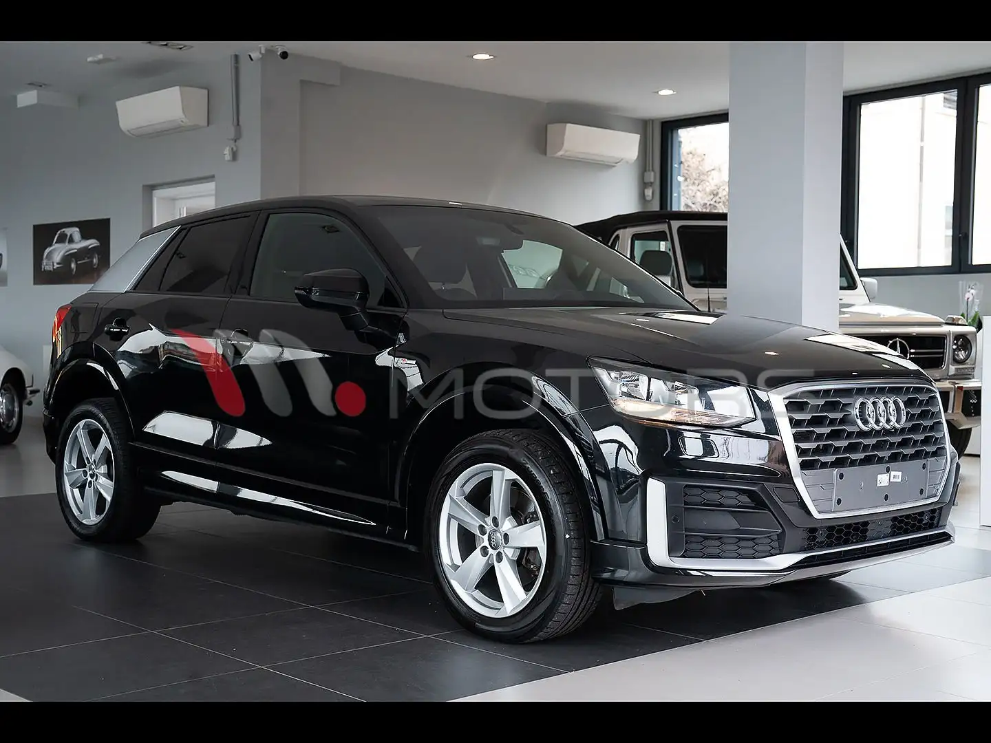 Audi Q2 30 1.6 TDI S line edition S-tronic MY19 Schwarz - 1