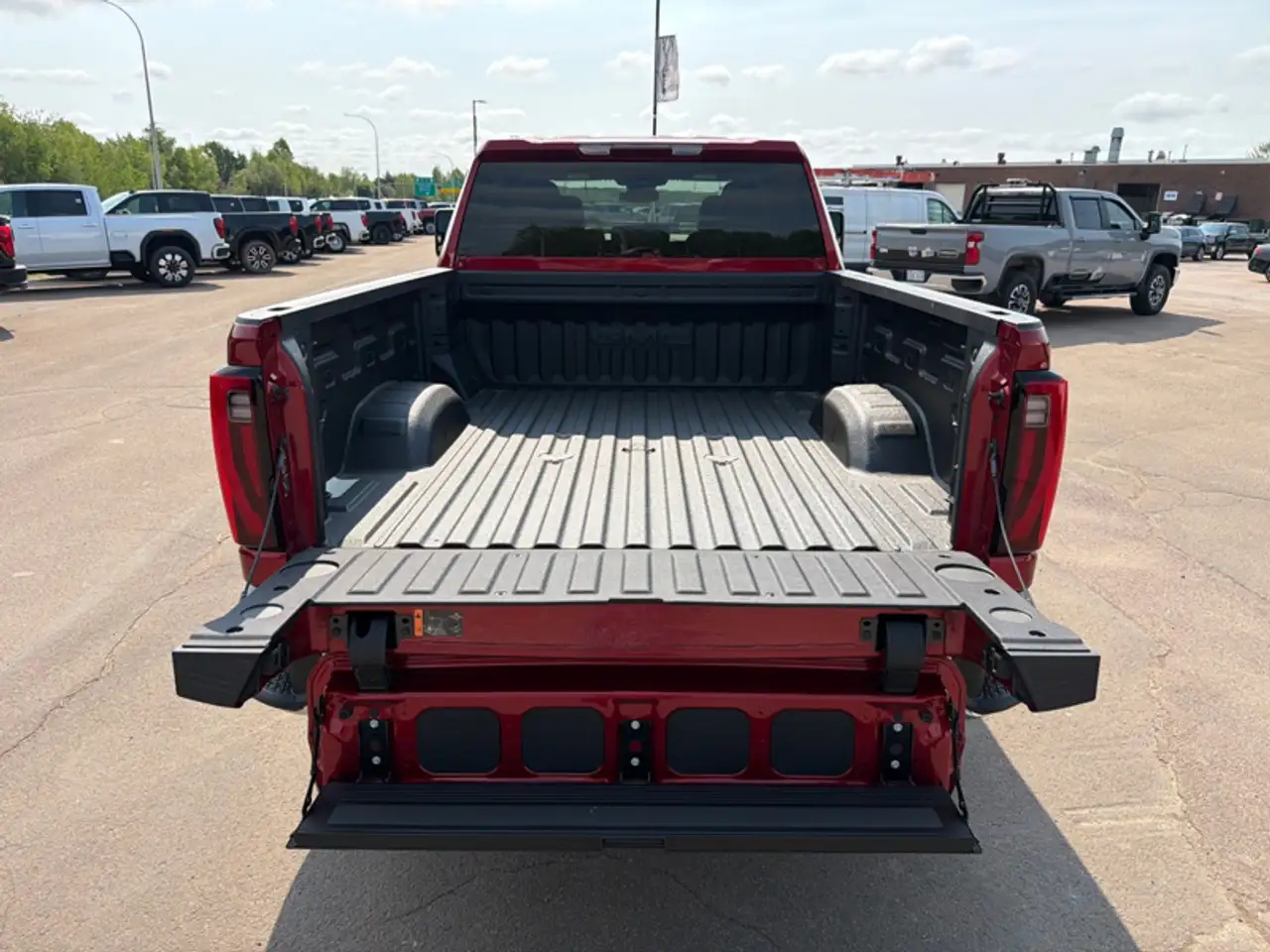 GMC Sierra 2500HD снимка GMC Sierra 2500HD