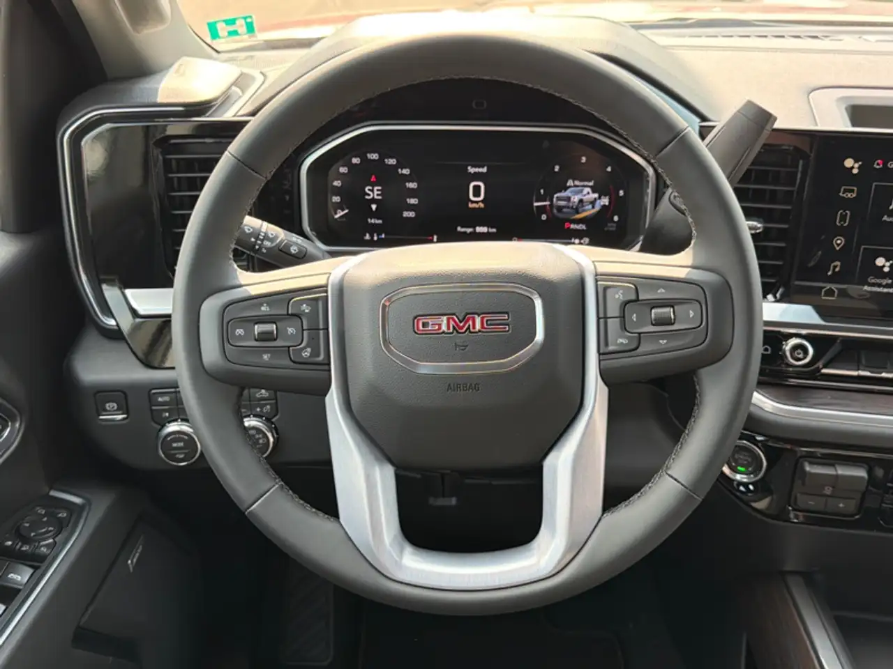 GMC Sierra 2500HD снимка GMC Sierra 2500HD