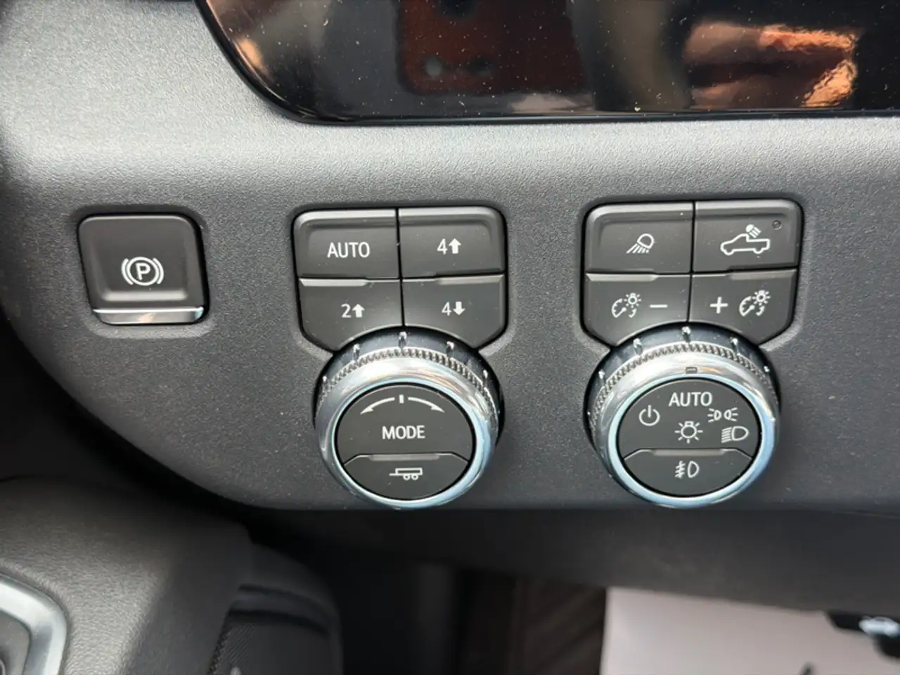 GMC Sierra 2500HD снимка GMC Sierra 2500HD