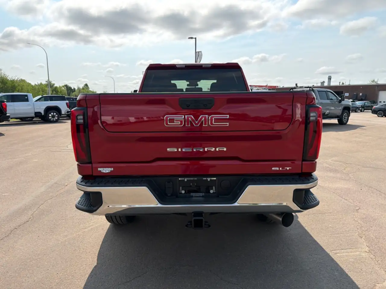 GMC Sierra 2500HD снимка GMC Sierra 2500HD