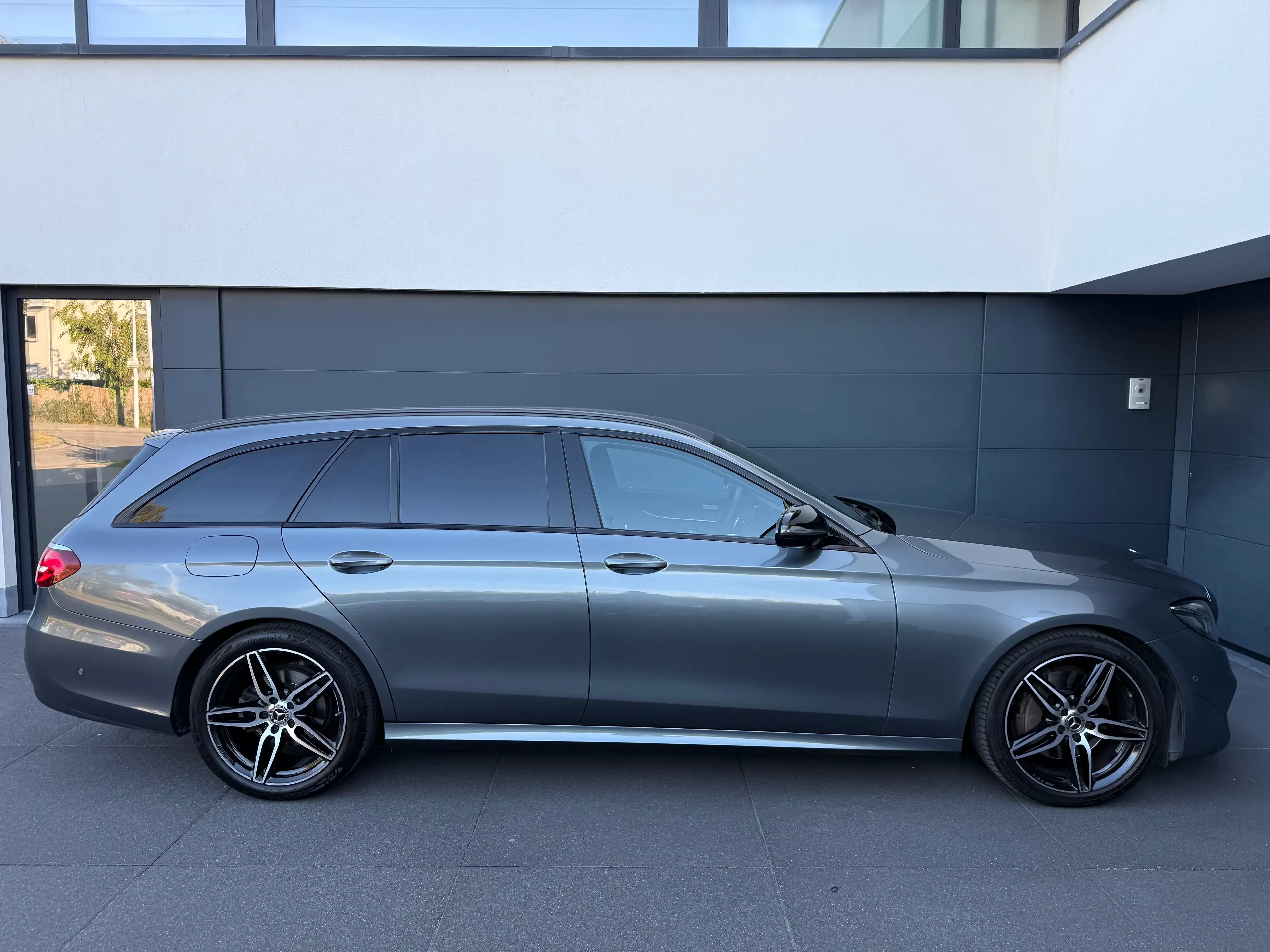 Mercedes-Benz E 200 E 200 Business Solution AMG (EU6d-TEMP) — photo 10