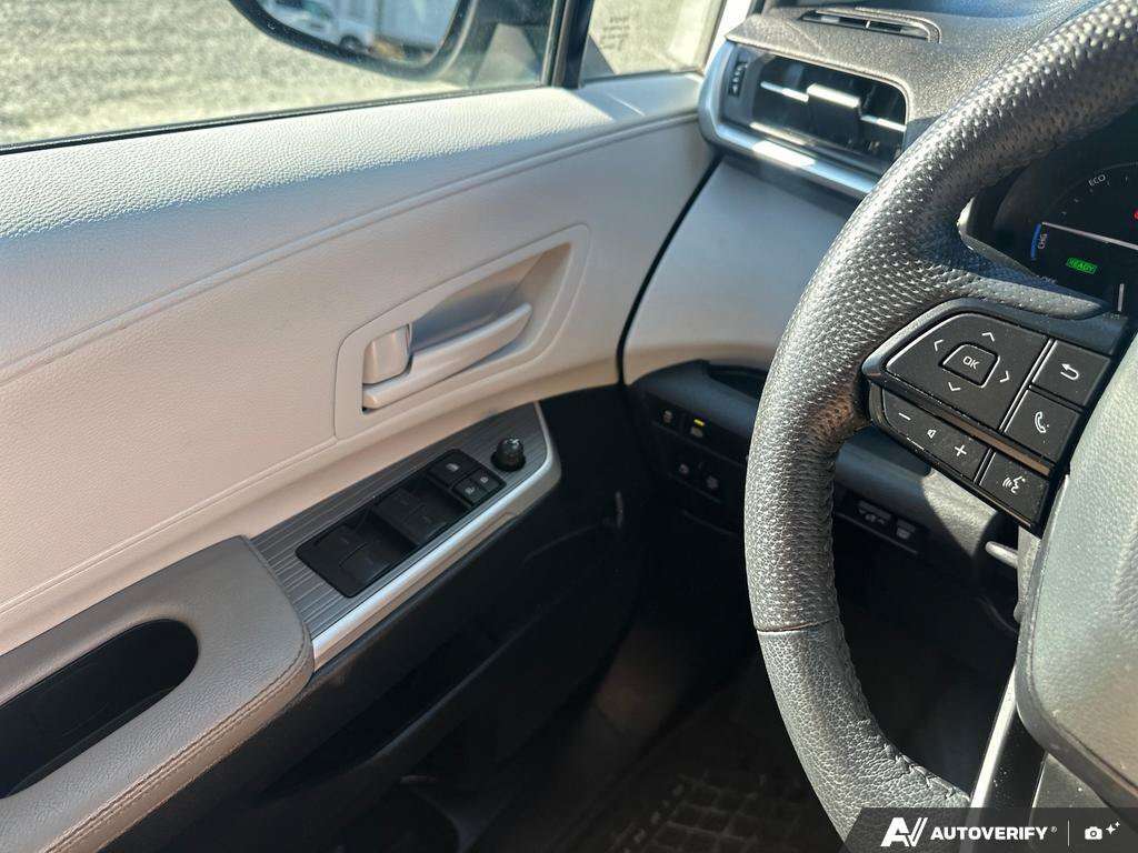used 2025 Toyota Sienna car, priced at $58,888