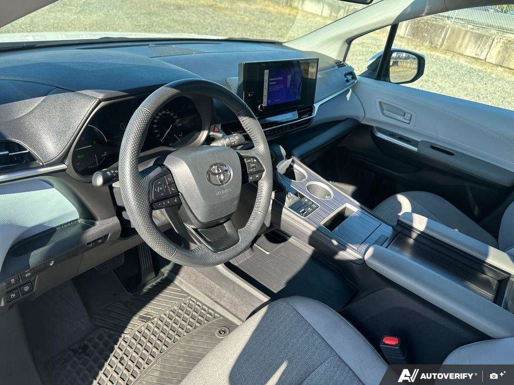 used 2025 Toyota Sienna car, priced at $58,888