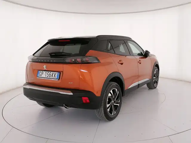 Peugeot 2008 view 2