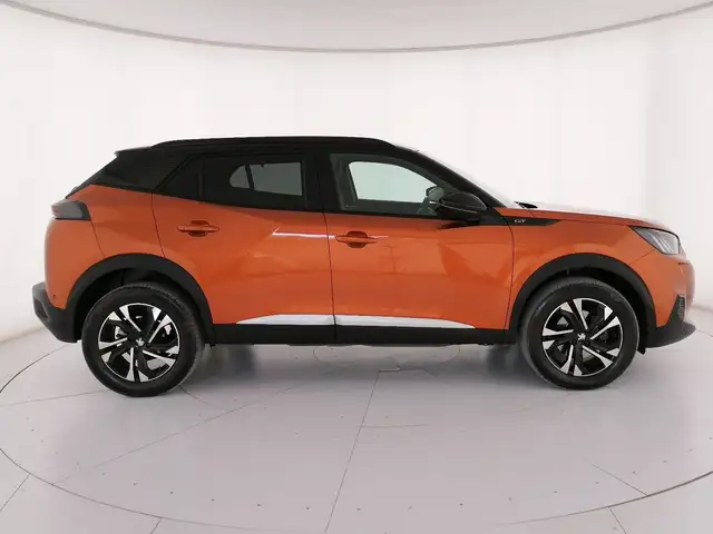 Peugeot 2008 view 3