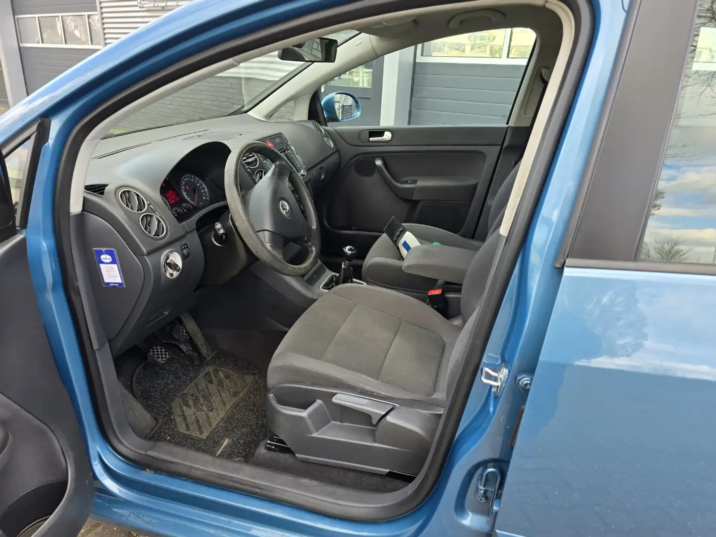 Volkswagen Golf Plus 2.0 FSI COMFORTLINE Blauw - 2