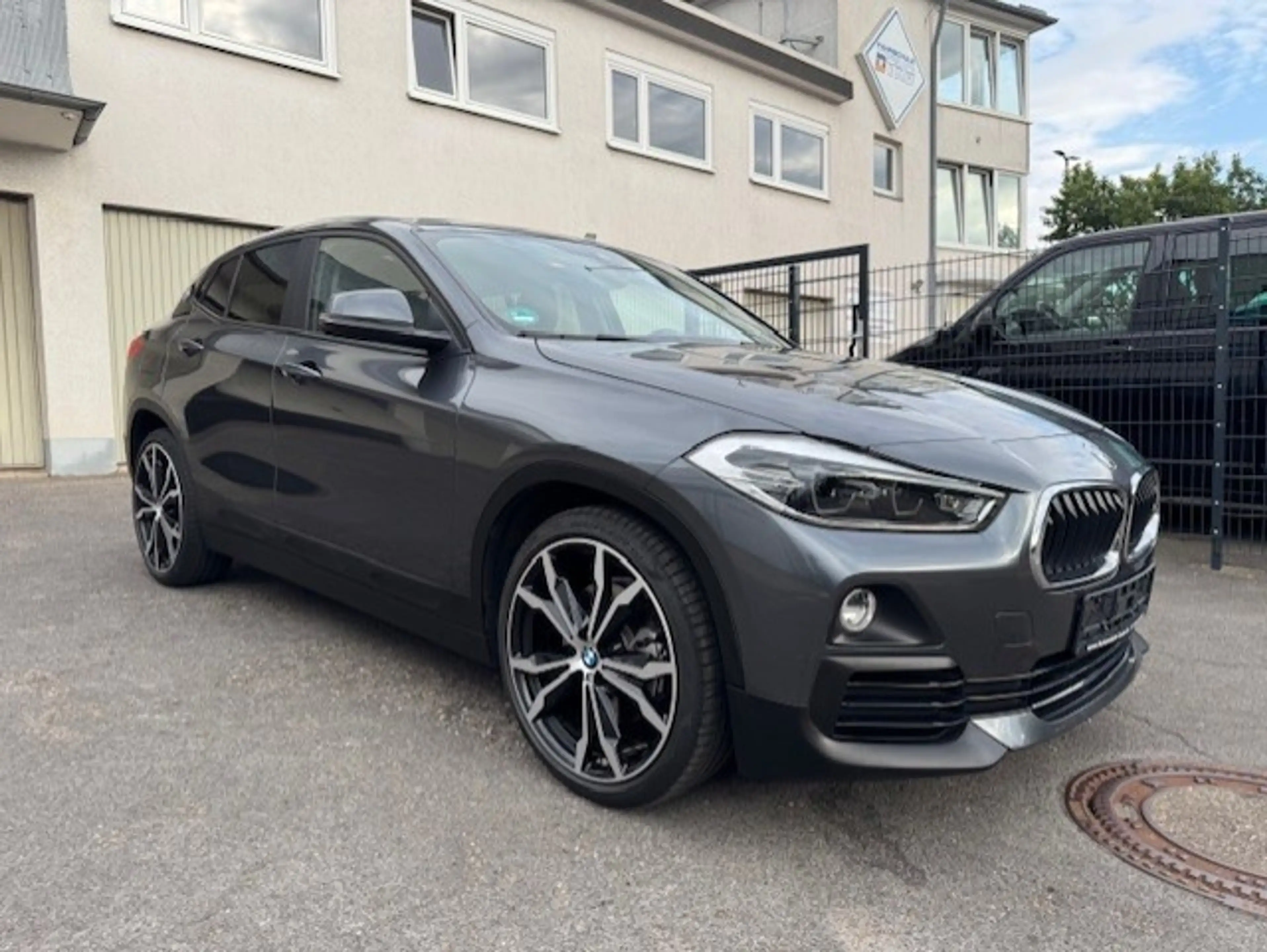 BMW X2 X2 xDrive20d Aut. Advantage*Pano-LED-Navi-20"M Sport