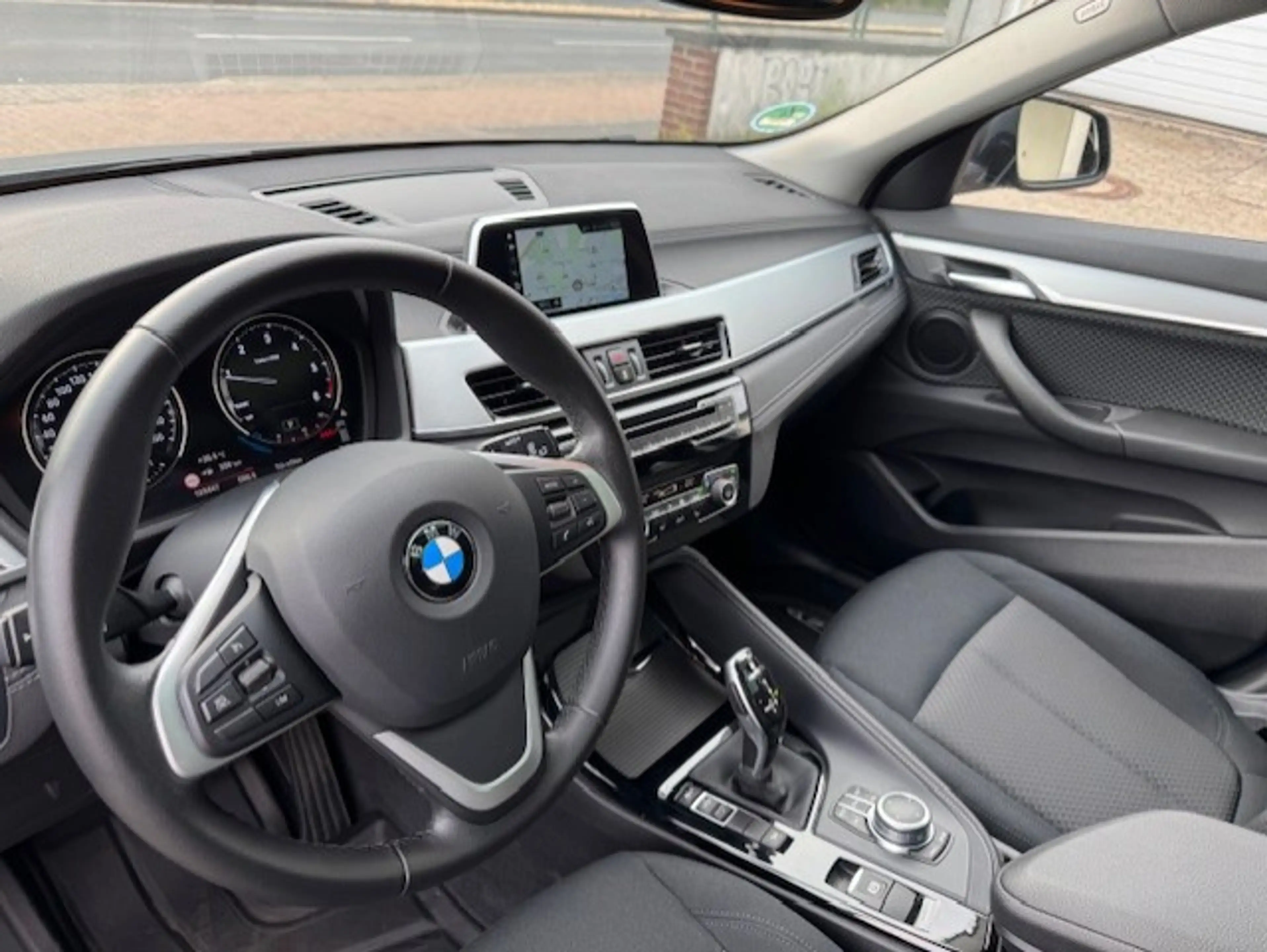 BMW X2 X2 xDrive20d Aut. Advantage*Pano-LED-Navi-20"M Sport — photo 8