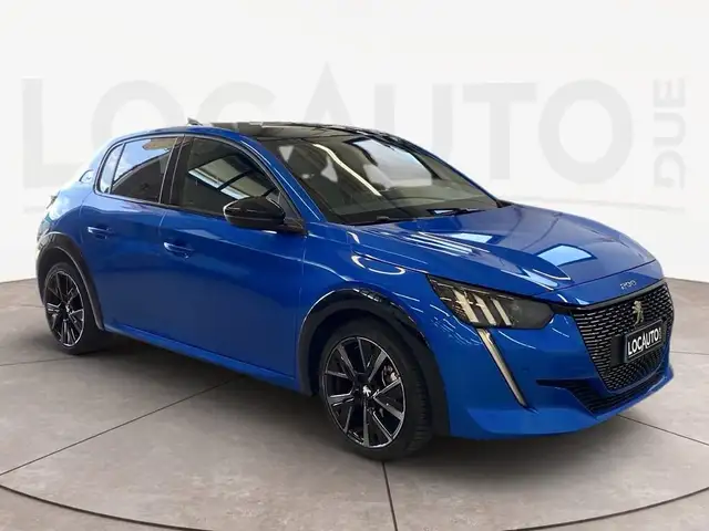 Peugeot 208 view 3