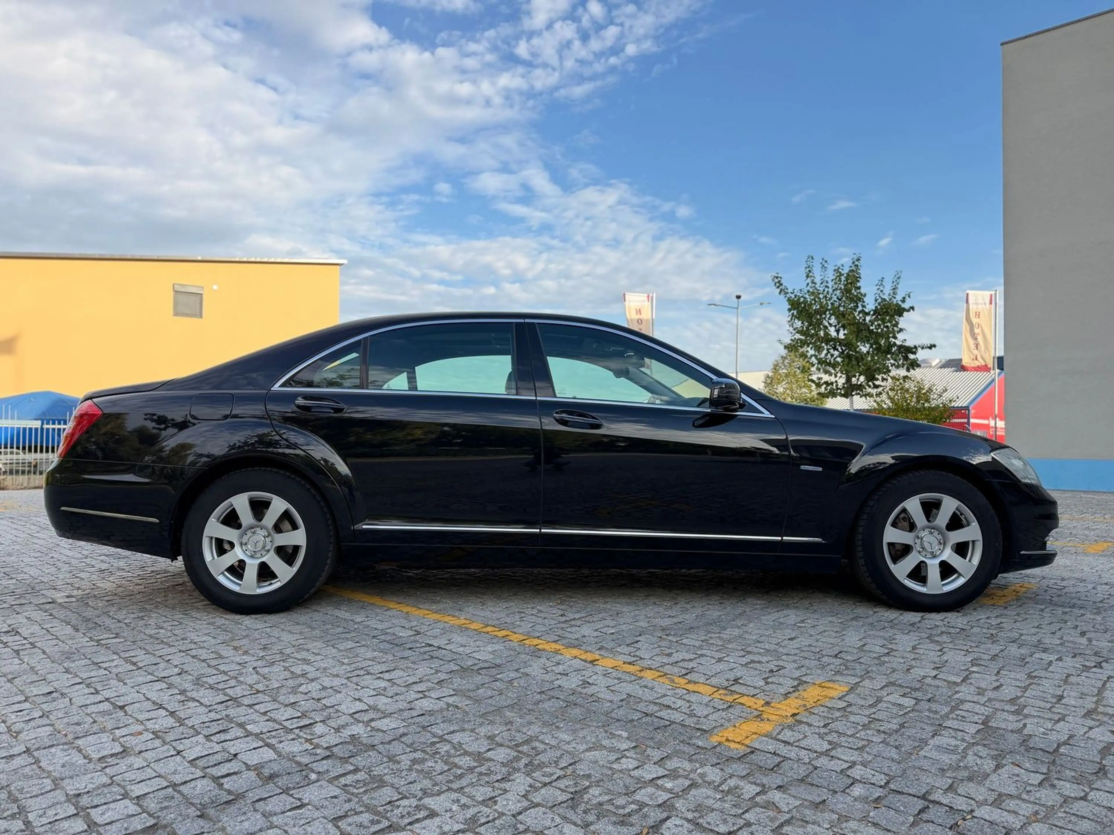 Mercedes-Benz S 350 CDI Lang PANO/DISTR/H&K/NACHT/KAMERA/S-HEFT — photo 6