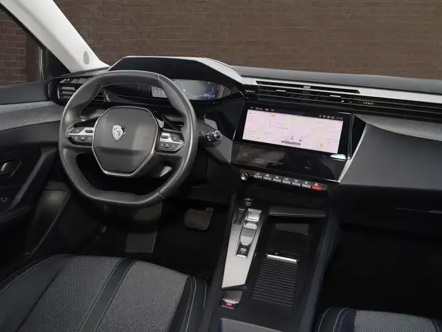 Peugeot 308 view 10
