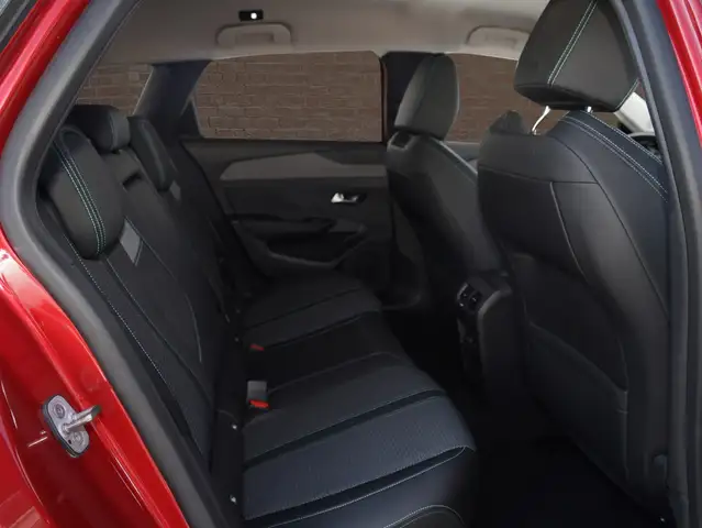 Peugeot 308 view 9