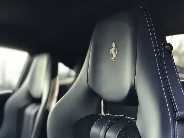 Ferrari F8 Tributo view 8