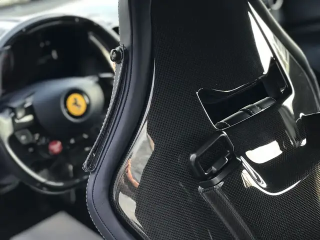 Ferrari F8 Tributo view 9