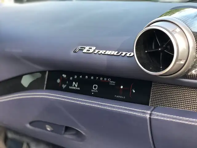 Ferrari F8 Tributo view 11