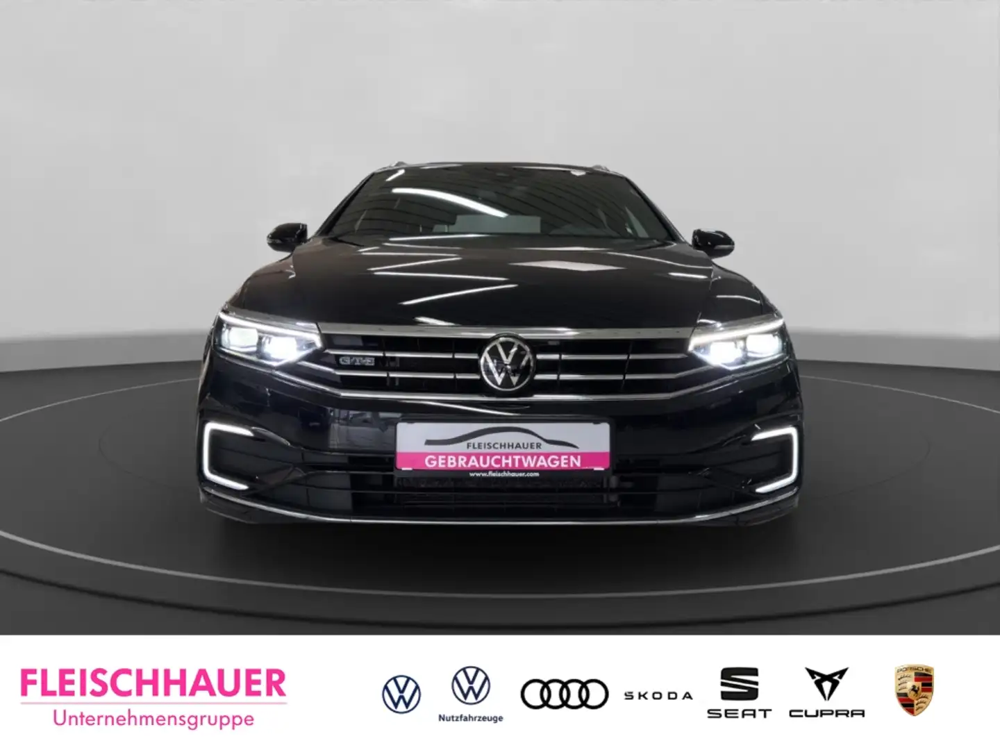 Volkswagen Passat GTE Variant MATRIX+ACC+RFK+NAVI+AHK+SHZ V&H+DAB Schwarz - 2
