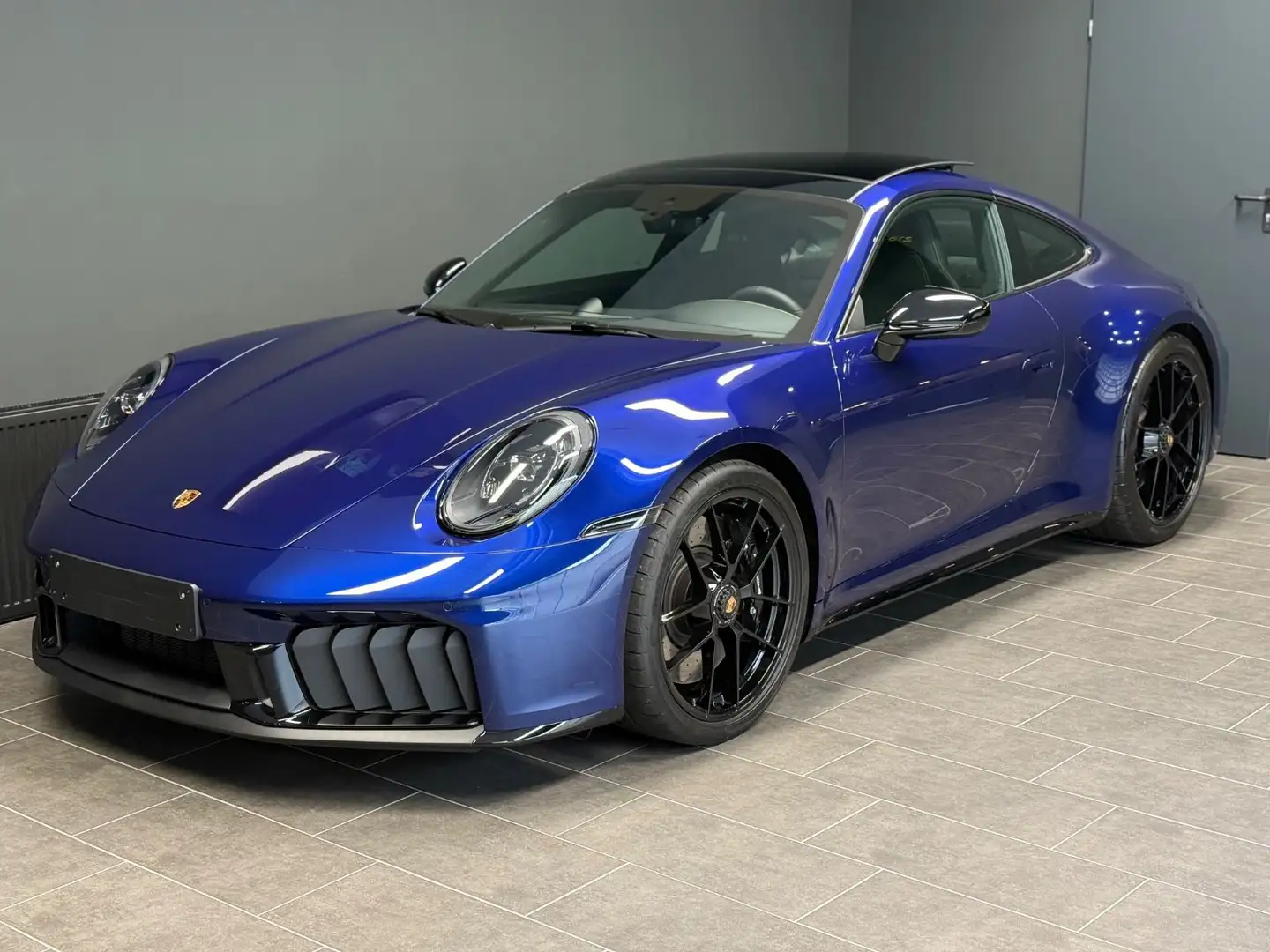 Porsche 992 911 Carrera GTS T-Hybrid Leder Kamera Bose Blau - 2