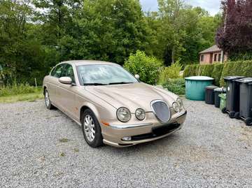 2.5i V6 24v Sport • Essence • Automatique • Marchand/Export