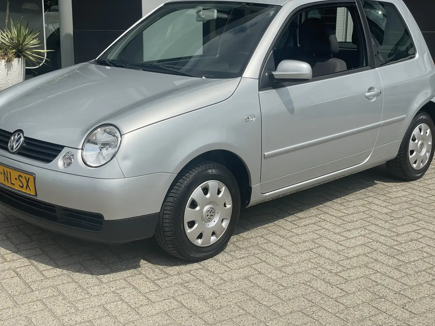 Volkswagen Lupo 1.4 Comfortline 1e eigenaar // 11.000km // info Ro Gris - 2