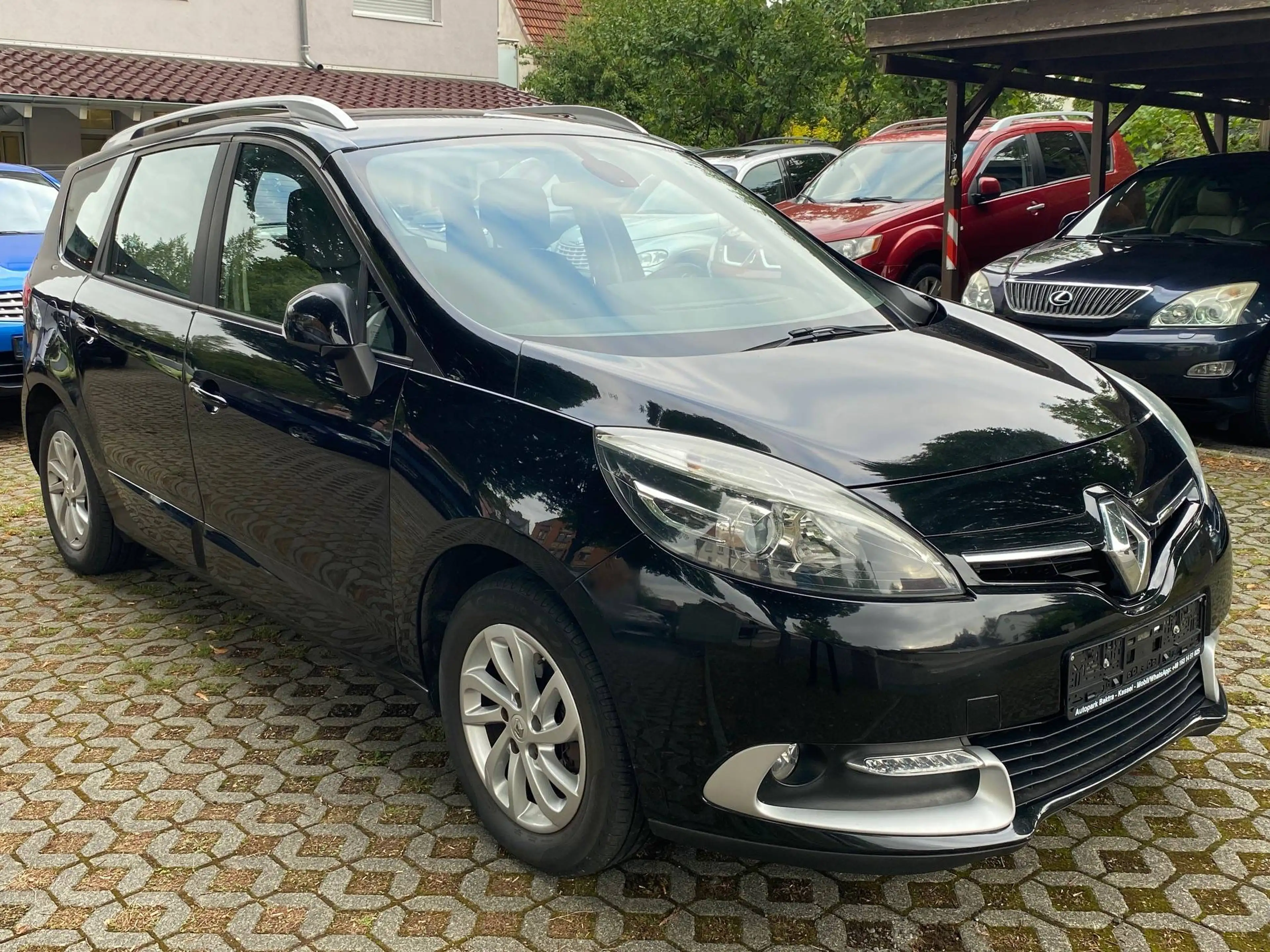 Renault Grand Scenic Renault Grand Scenic dCi 110 S&S Xmod Paris 7-Sitzer — photo 2