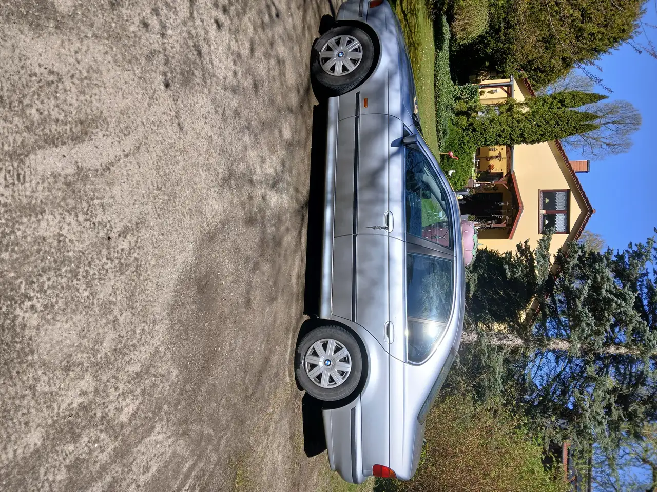BMW 520i, foto 10
