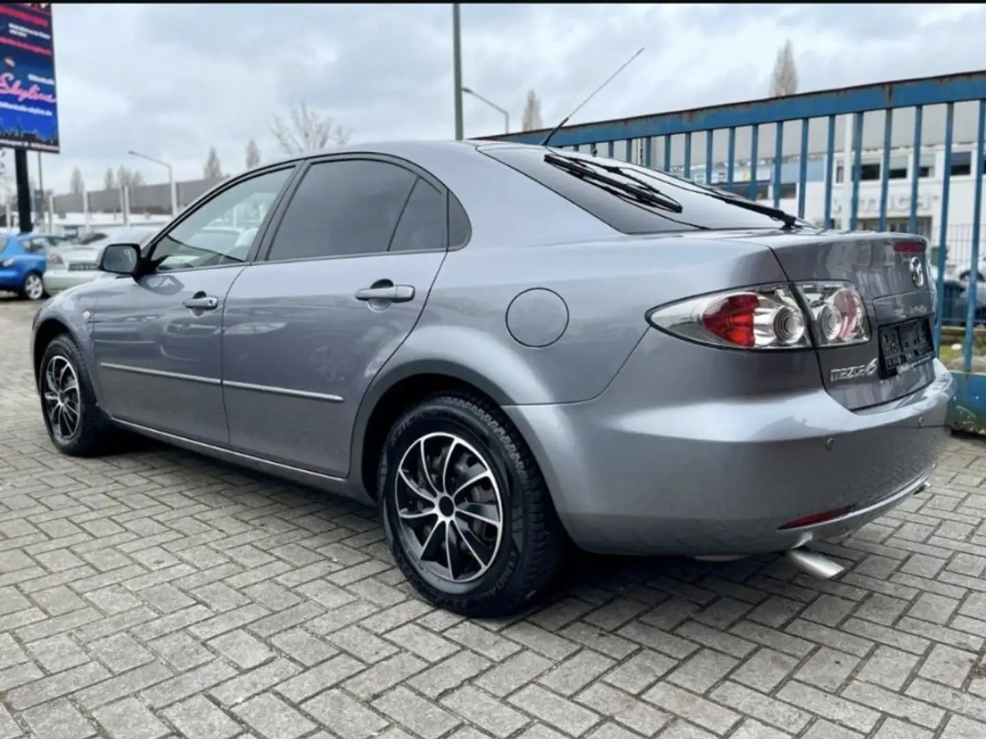 Mazda 6 Sport 2.0 Exclusive Grau - 2