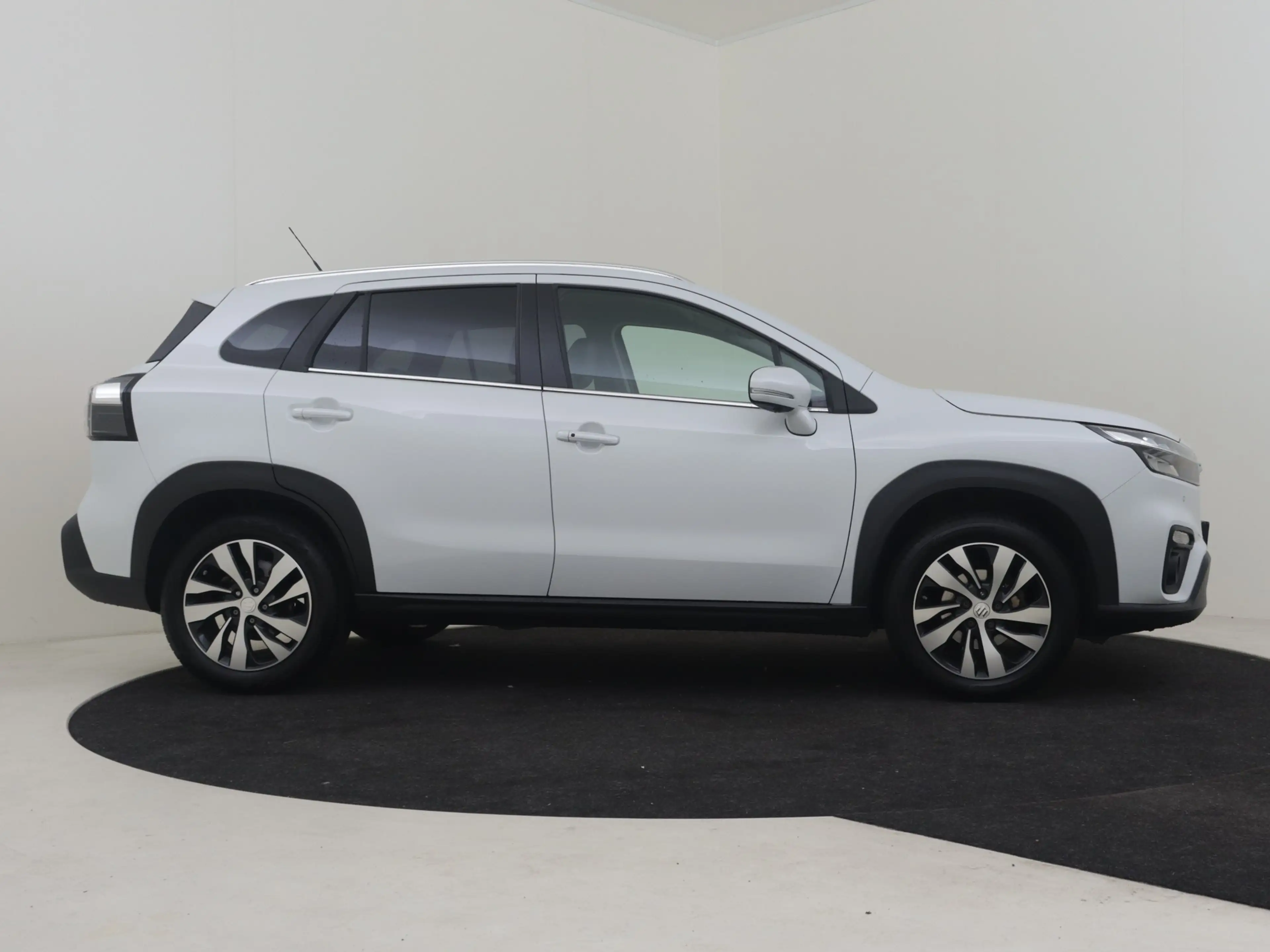 Suzuki S-Cross 1.4 Boosterjet Style Smart Hybrid 130PK AUTO | 360 — photo 9