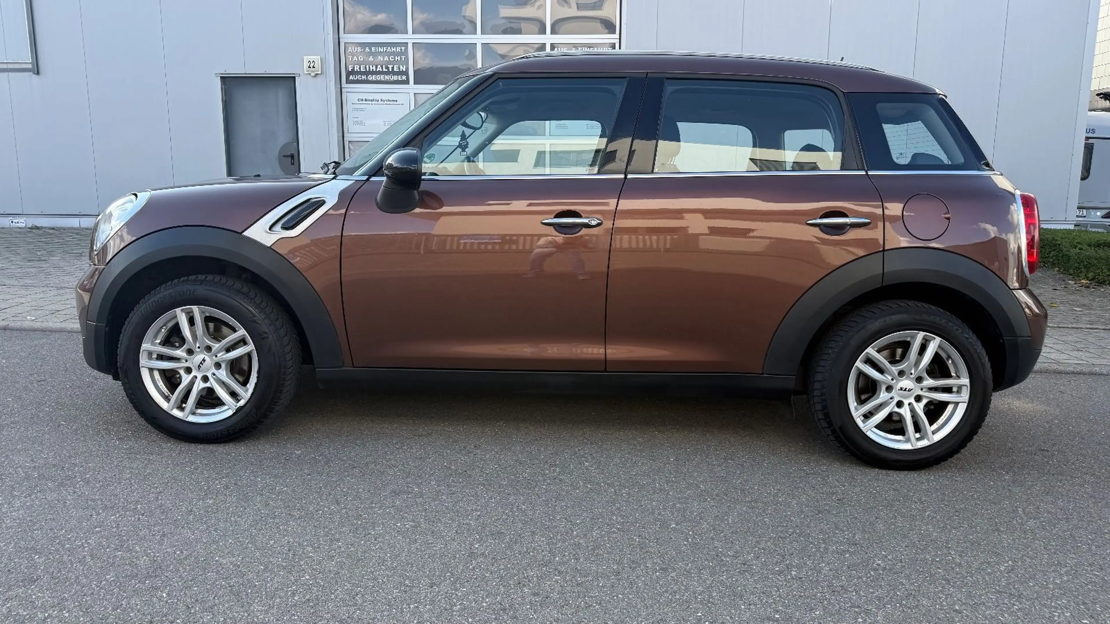 MINI One Countryman 1.6 AUTOMATIK TÜV,LEDER,EURO6,PDC — photo 5