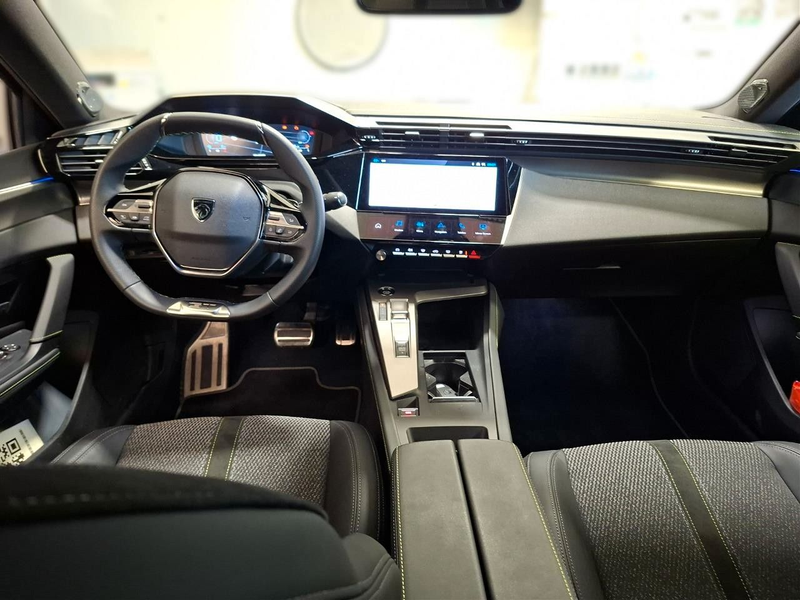 Peugeot 408 GT Plug-In Hybrid AT8 225PS *PDC*KAMERA* — photo 10